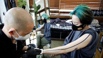 En medio del alto el fuego, siete soldados paquistaníes murieron en un atentado suicida cerca de la frontera afgana - Infobae (7)