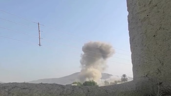 En medio del alto el fuego, siete soldados paquistaníes murieron en un atentado suicida cerca de la frontera afgana - Infobae (2)