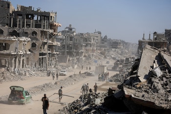 Mohamad Mustafa presentó un plan quinquenal para la Franja de Gaza (2)