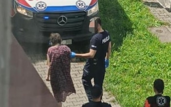 Sus padres decían que estaba desaparecida pero llevaba 27 años secuestrada en su propia casa - Infobae (3)